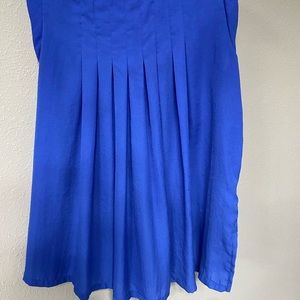 Merona size small blue pleated top